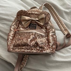 Original Rose Gold Minnie Lounge fly backpack